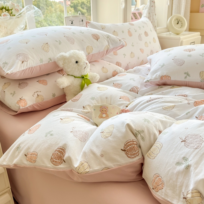 91家纺网 家纺一手货源 找家纺 诗黛尔 2026新款学生季仙女小花卉植物卡通云朵棉四件套三件套（二） 南瓜园