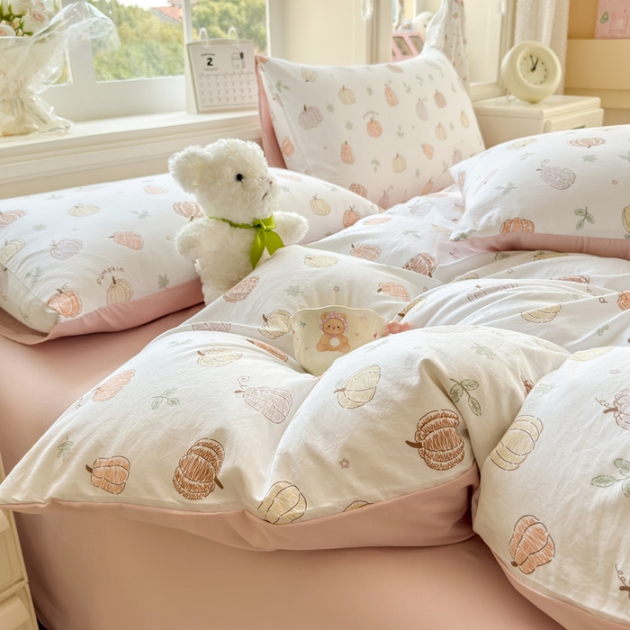 91家纺网 家纺一手货源 找家纺 诗黛尔 2026新款学生季仙女小花卉植物卡通云朵棉四件套三件套（二） 南瓜园