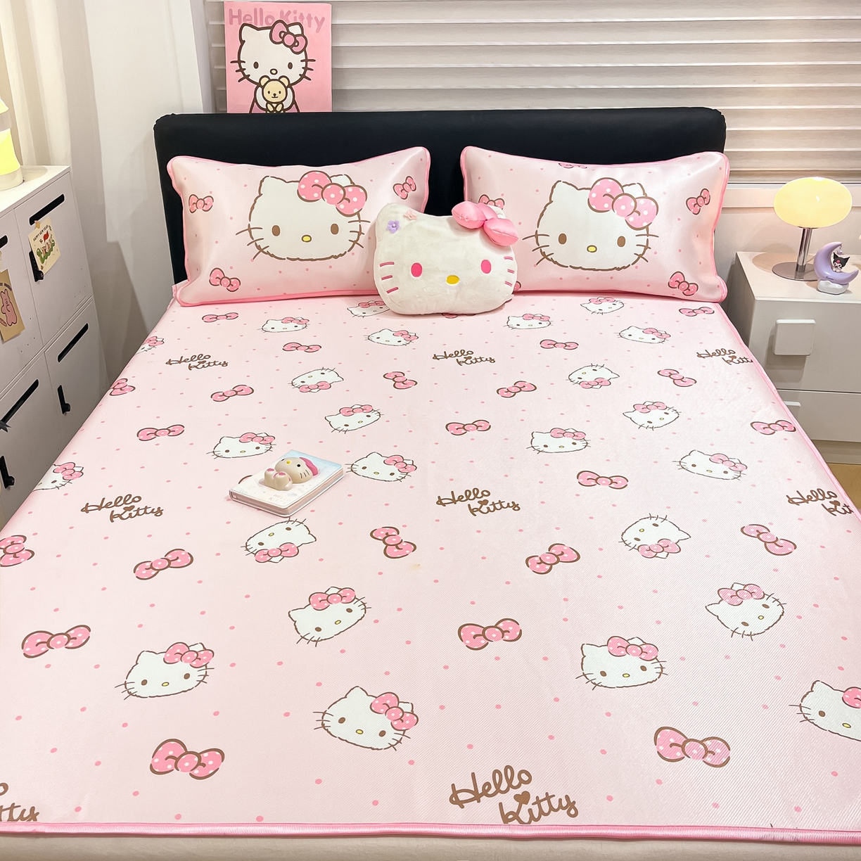 91家纺网 家纺一手货源 找家纺 （总）暮思家居 2026新款三丽鸥正版授权数码印花A类可机洗1200D冰丝凉席三件套平铺款系列