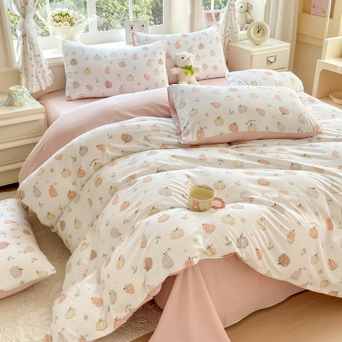 91家纺网 家纺一手货源 找家纺 诗黛尔 2026新款学生季仙女小花卉植物卡通云朵棉四件套三件套（二） 南瓜园