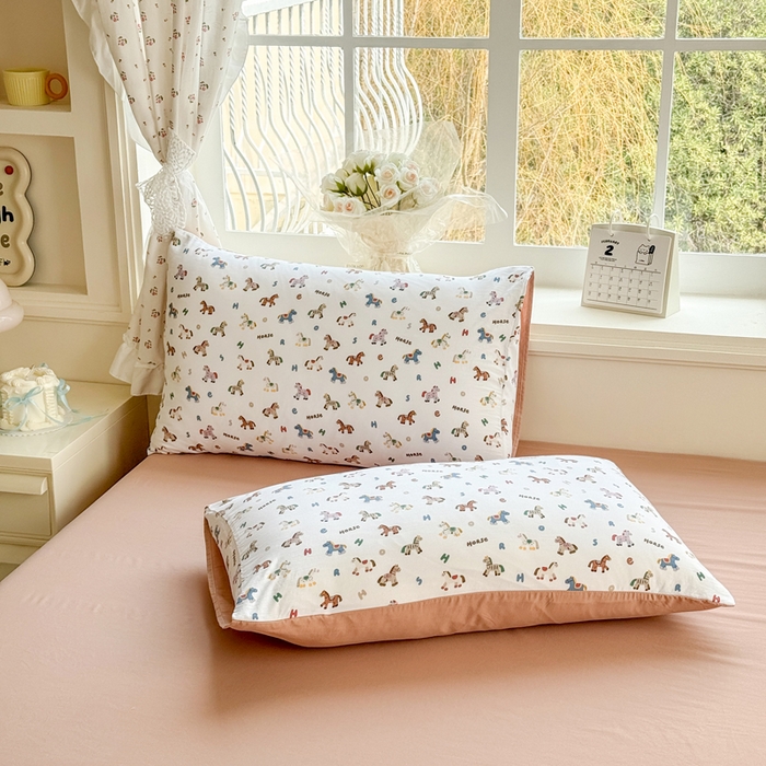 91家纺网 家纺一手货源 找家纺 诗黛尔 2026新款学生季仙女小花卉植物卡通云朵棉四件套三件套（二） 骑士马