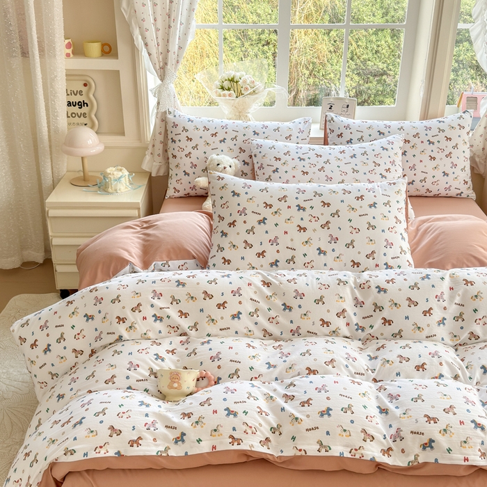 91家纺网 家纺一手货源 找家纺 诗黛尔 2026新款学生季仙女小花卉植物卡通云朵棉四件套三件套（二） 骑士马