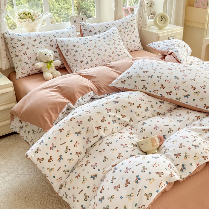 91家纺网 家纺一手货源 找家纺 诗黛尔 2026新款学生季仙女小花卉植物卡通云朵棉四件套三件套（二） 骑士马