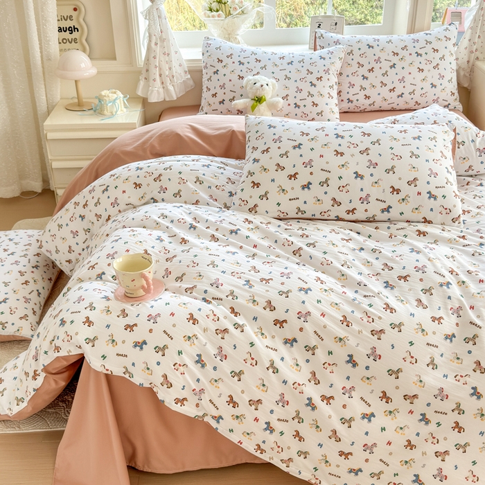 91家纺网 家纺一手货源 找家纺 诗黛尔 2026新款学生季仙女小花卉植物卡通云朵棉四件套三件套（二） 骑士马