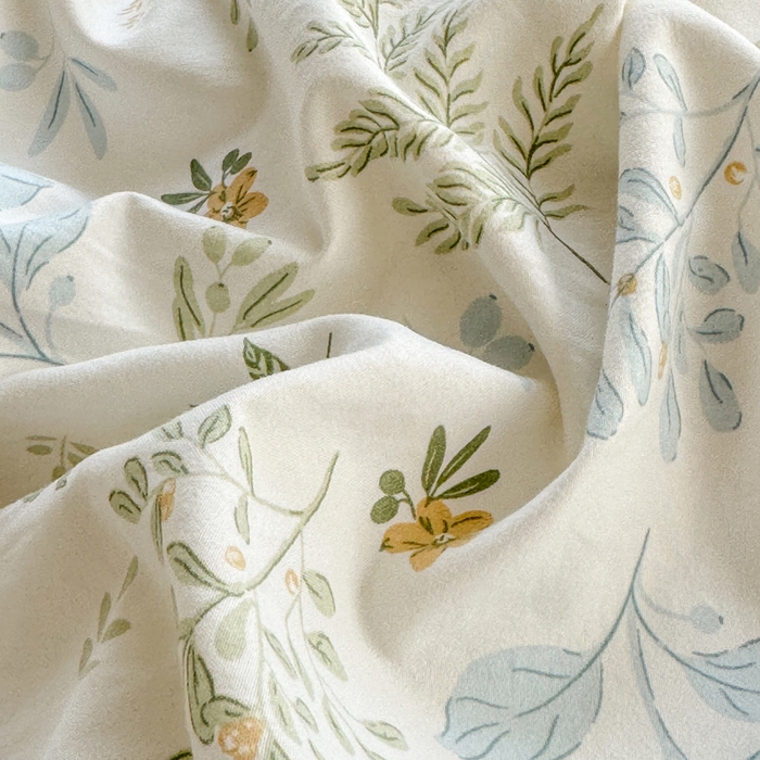 91家纺网 家纺一手货源 找家纺 诗黛尔 2026新款学生季仙女小花卉植物卡通云朵棉四件套三件套（二） 晴翠