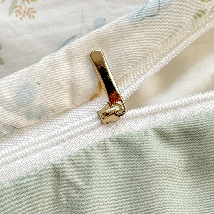 91家纺网 家纺一手货源 找家纺 诗黛尔 2026新款学生季仙女小花卉植物卡通云朵棉四件套三件套（二） 晴翠