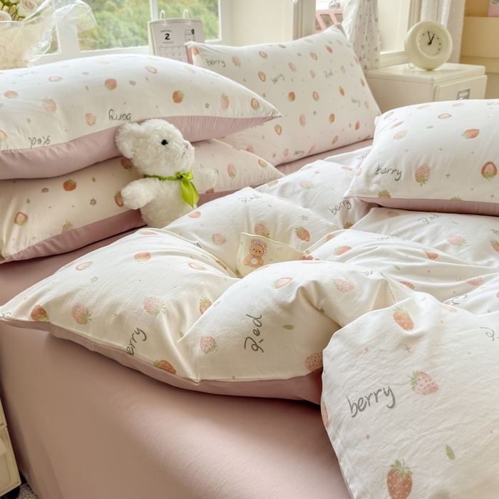 91家纺网 家纺一手货源 找家纺 诗黛尔 2026新款学生季仙女小花卉植物卡通云朵棉四件套三件套（二） 恬淡时光