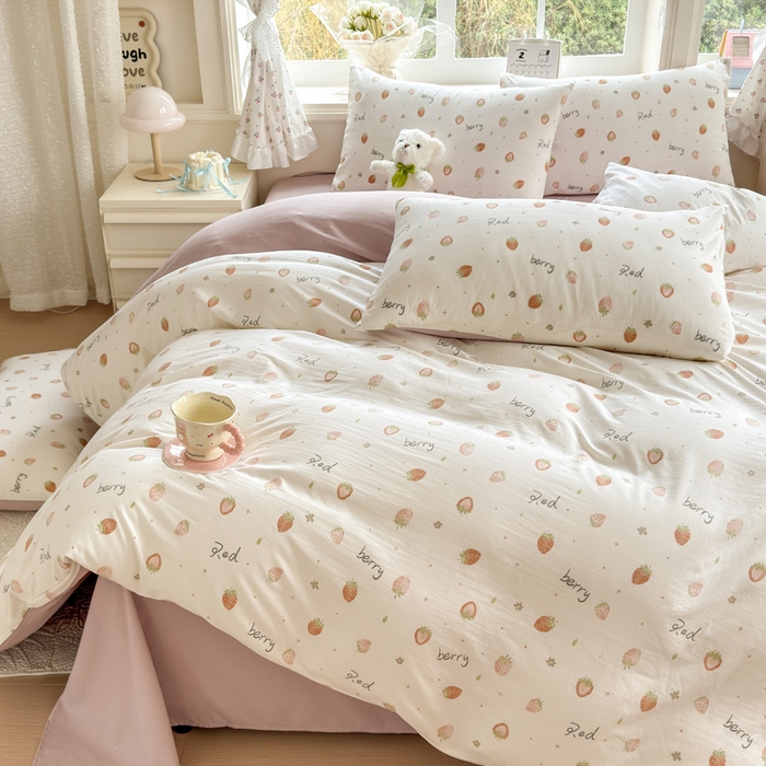 91家纺网 家纺一手货源 找家纺 诗黛尔 2026新款学生季仙女小花卉植物卡通云朵棉四件套三件套（二） 恬淡时光