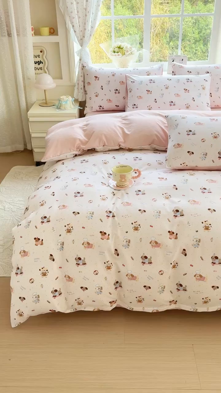 91家纺网 家纺一手货源 找家纺 诗黛尔 2026新款学生季仙女小花卉植物卡通云朵棉四件套三件套（二） 阳光小厨