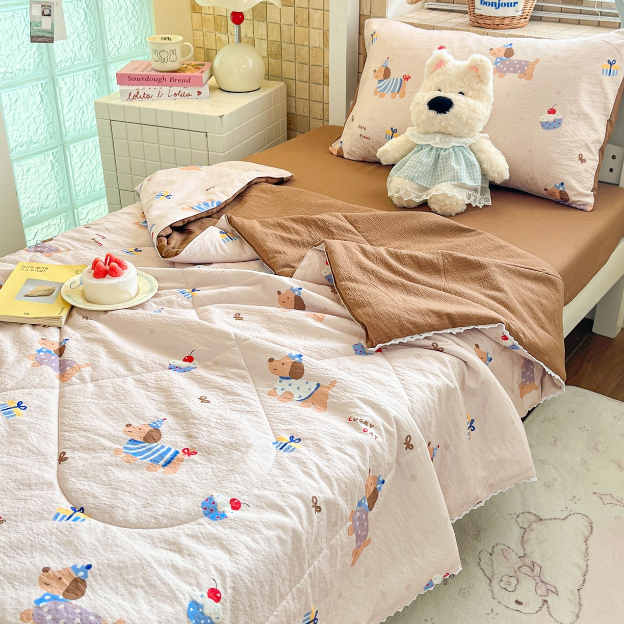 91家纺网 家纺一手货源 找家纺 川悦生活 2026春夏新款双层纱皱皱纱学生床夏被夏凉被空调被三件套 夏被可乐腊肠