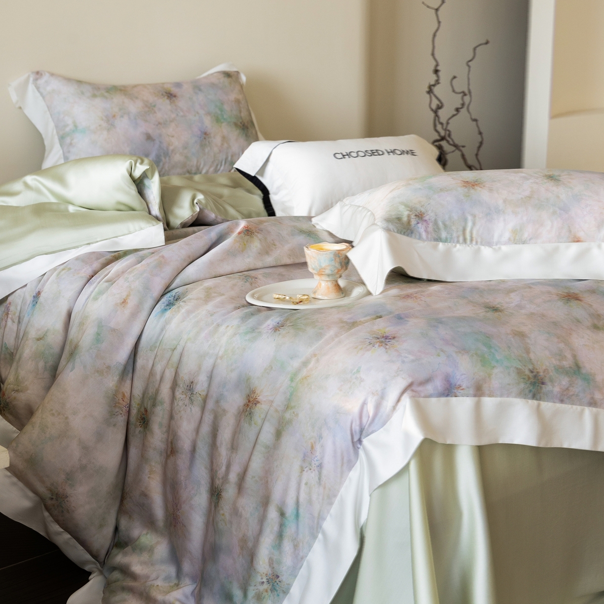 91家纺网 家纺一手货源 找家纺 初拾 2026新款60支兰精天丝数码印花系列四件套 青提薄荷（会员减20 ，控价：日常 券后不低于398 元）