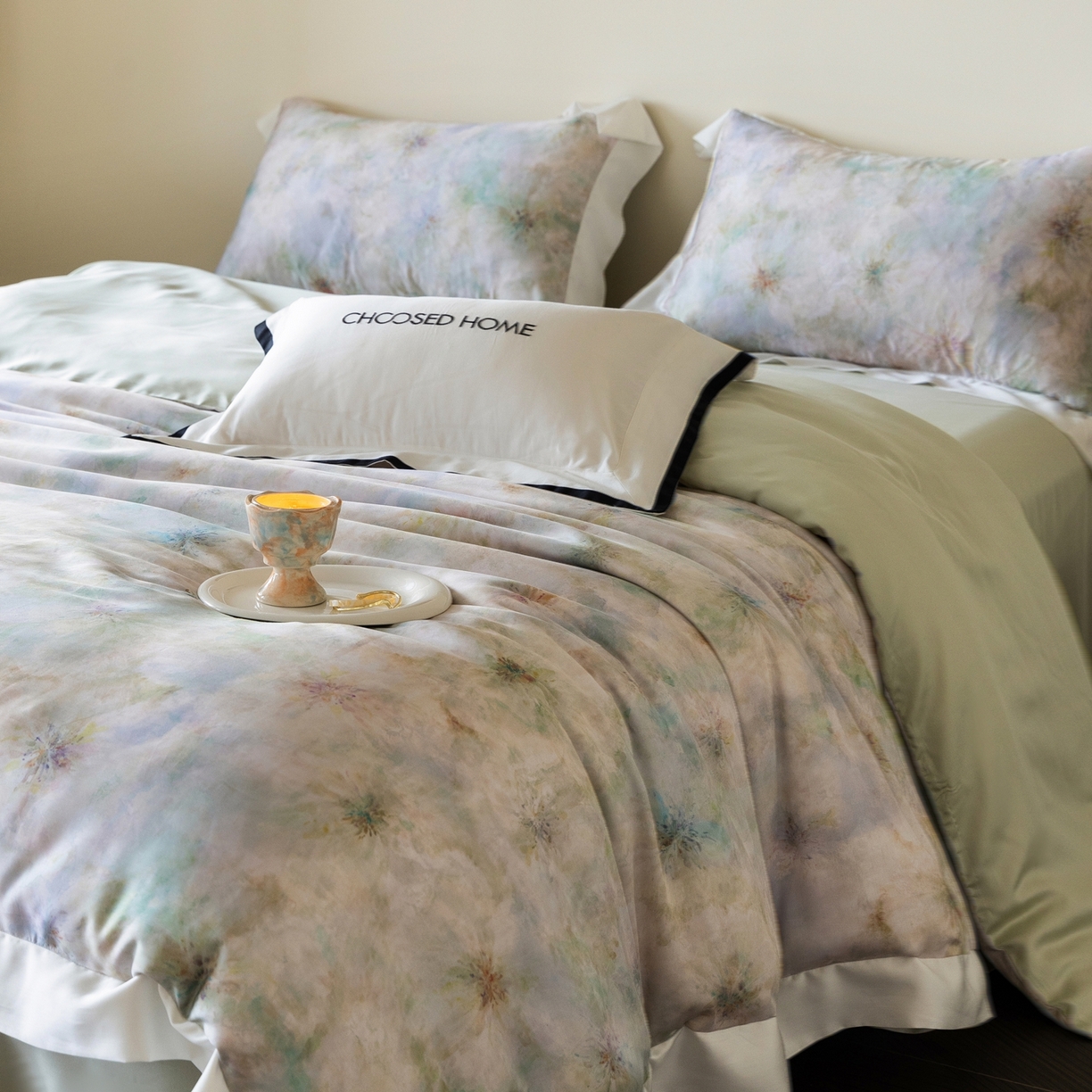 91家纺网 家纺一手货源 找家纺 初拾 2026新款60支兰精天丝数码印花系列四件套 青提薄荷（会员减20 ，控价：日常 券后不低于398 元）