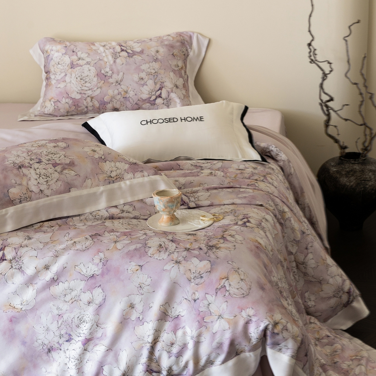 91家纺网 家纺一手货源 找家纺 初拾 2026新款60支兰精天丝数码印花系列四件套 万人迷（会员减20 ，控价：日常 券后不低于398 元）