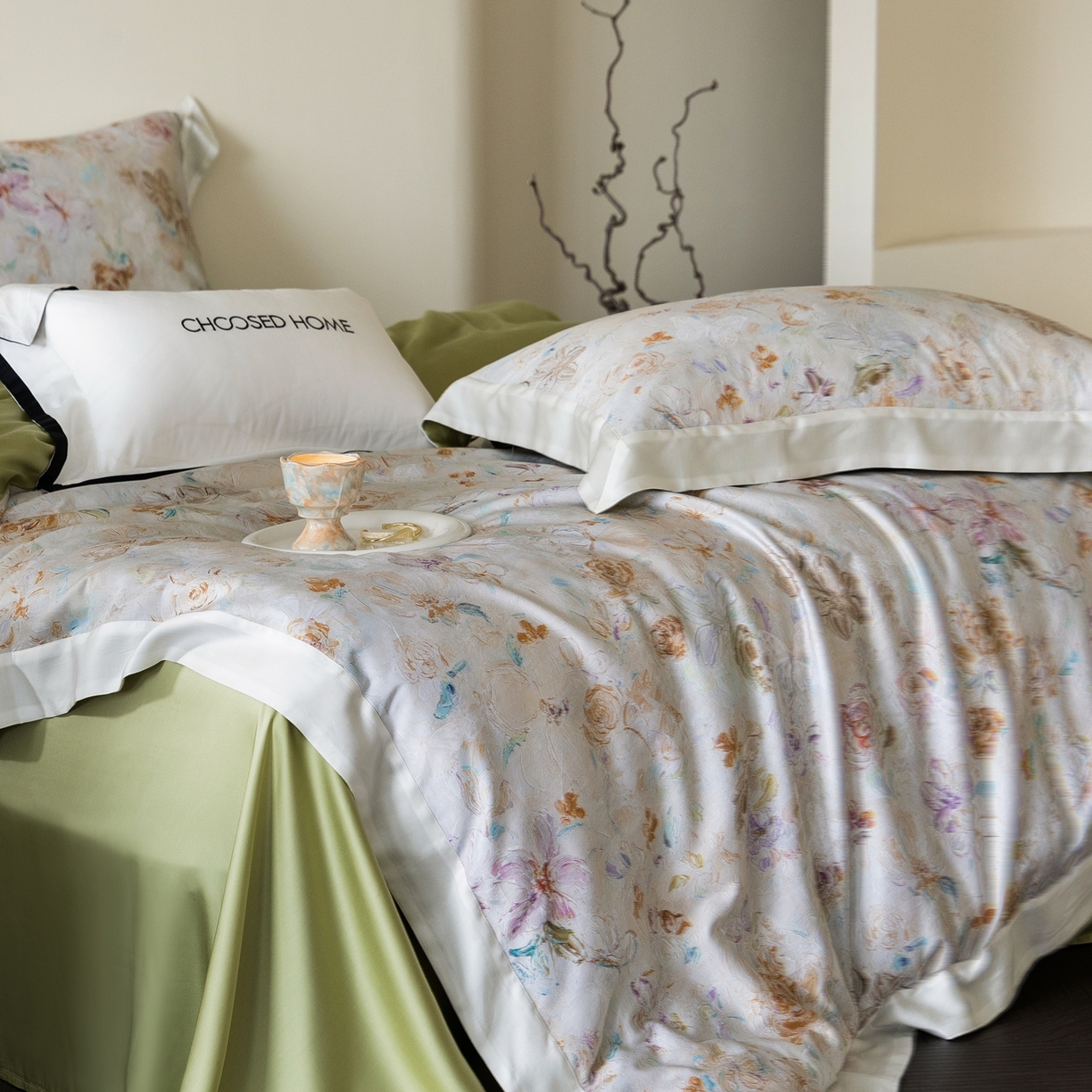 91家纺网 家纺一手货源 找家纺 初拾 2026新款60支兰精天丝数码印花系列四件套 甜岛（会员减20 ，控价：日常 券后不低于398 元）