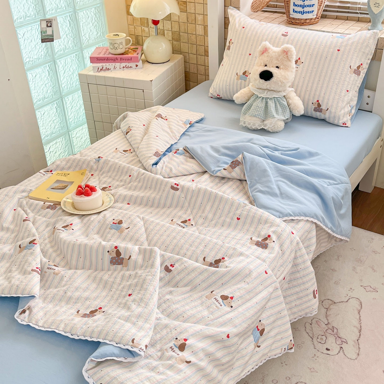 91家纺网 家纺一手货源 找家纺 川悦生活 2026春夏新款双层纱皱皱纱学生床夏被夏凉被空调被三件套 夏被腊肠甜心