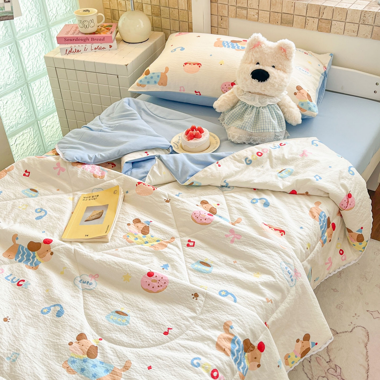 91家纺网 家纺一手货源 找家纺 川悦生活 2026春夏新款双层纱皱皱纱学生床夏被夏凉被空调被三件套 夏被腊肠庄园