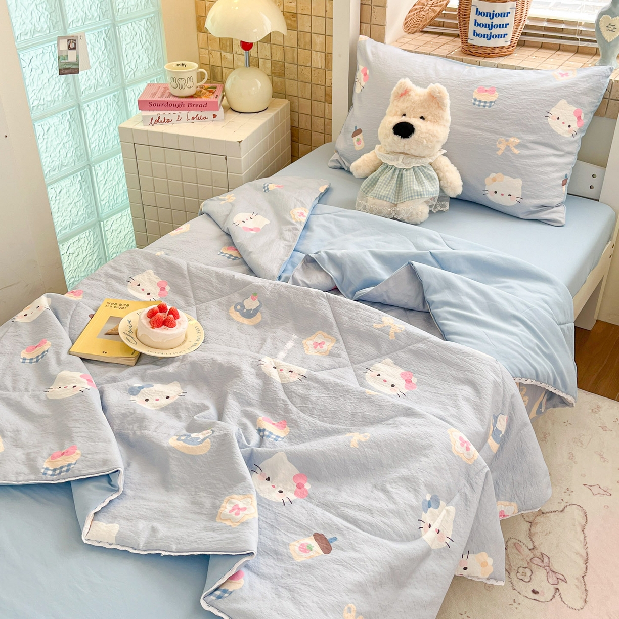 91家纺网 家纺一手货源 找家纺 川悦生活 2026春夏新款双层纱皱皱纱学生床夏被夏凉被空调被三件套 夏被汽水小咪