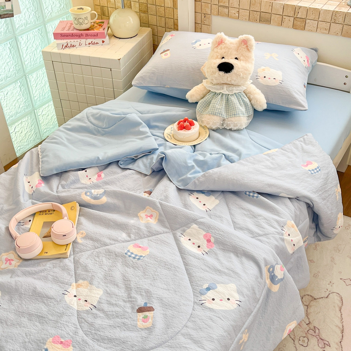 91家纺网 家纺一手货源 找家纺 川悦生活 2026春夏新款双层纱皱皱纱学生床夏被夏凉被空调被三件套 夏被汽水小咪