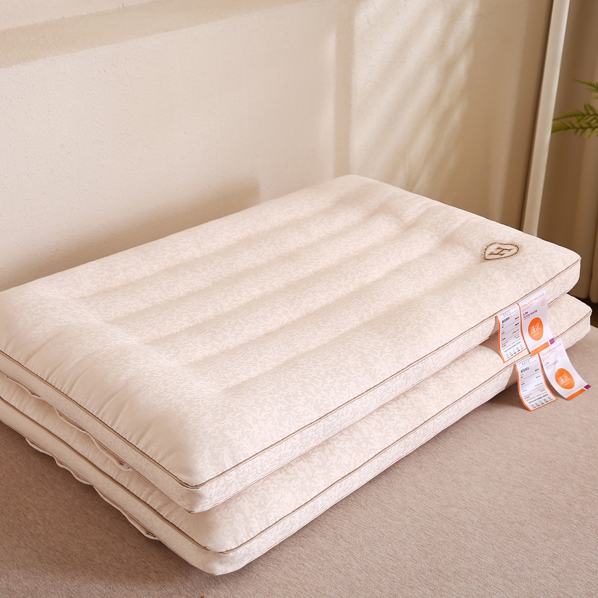 91家纺网 家纺一手货源 找家纺 （总）爱来伊家纺 2026新款提花款低枕 枕头枕芯