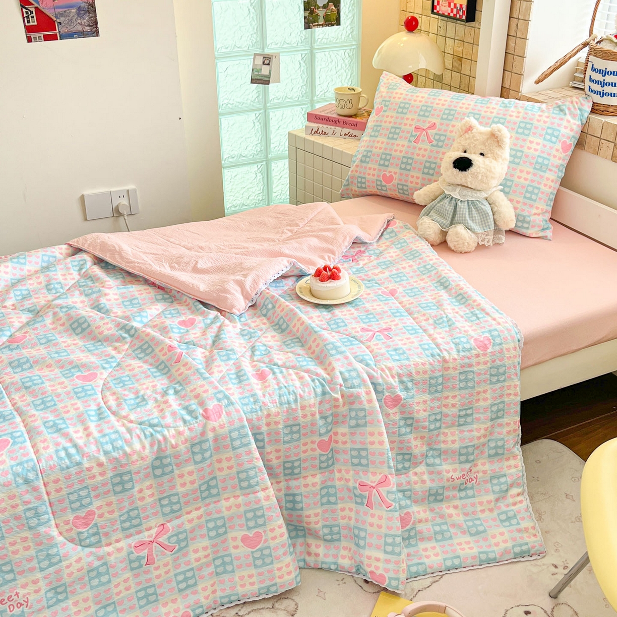 91家纺网 家纺一手货源 找家纺 川悦生活 2026春夏新款双层纱皱皱纱学生床夏被夏凉被空调被三件套 夏被甜梦心愿