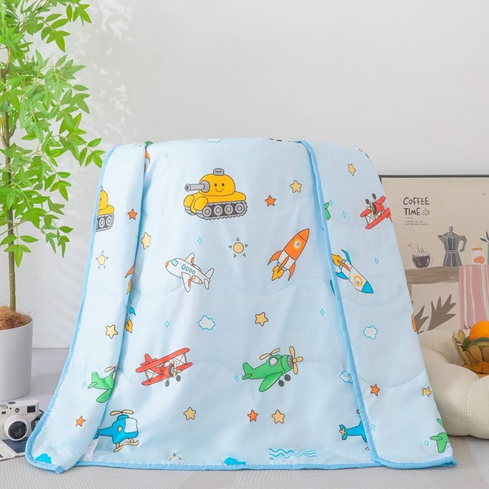 91家纺网 家纺一手货源 找家纺 才森家纺 2026新款亲肤卡通儿童夏被儿童被礼品被赠品直播间热款夏凉被小被子 火箭