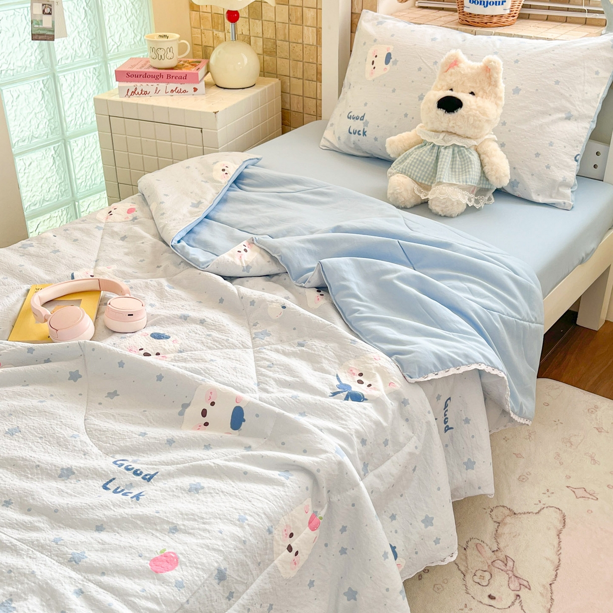 91家纺网 家纺一手货源 找家纺 川悦生活 2026春夏新款双层纱皱皱纱学生床夏被夏凉被空调被三件套 夏被星星西高地