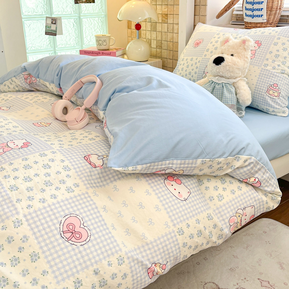 91家纺网 家纺一手货源 找家纺 川悦生活 2026新款双层纱皱皱纱学生床三件套 小猫庄园