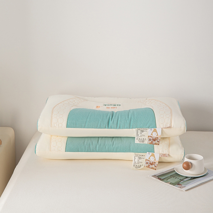 91家纺网 家纺一手货源 找家纺 爱来伊家纺 2026新款羊绒蛋白枕枕头枕芯 羊绒蛋白按摩枕-绿