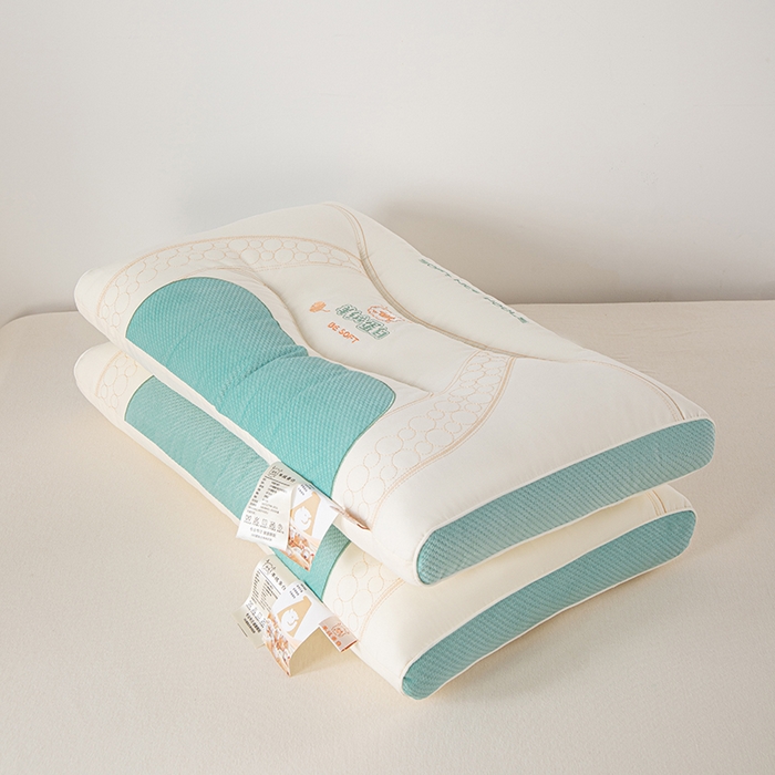 91家纺网 家纺一手货源 找家纺 爱来伊家纺 2026新款羊绒蛋白枕枕头枕芯 羊绒蛋白按摩枕-绿