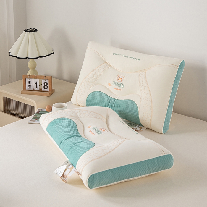 91家纺网 家纺一手货源 找家纺 爱来伊家纺 2026新款羊绒蛋白枕枕头枕芯 羊绒蛋白按摩枕-绿