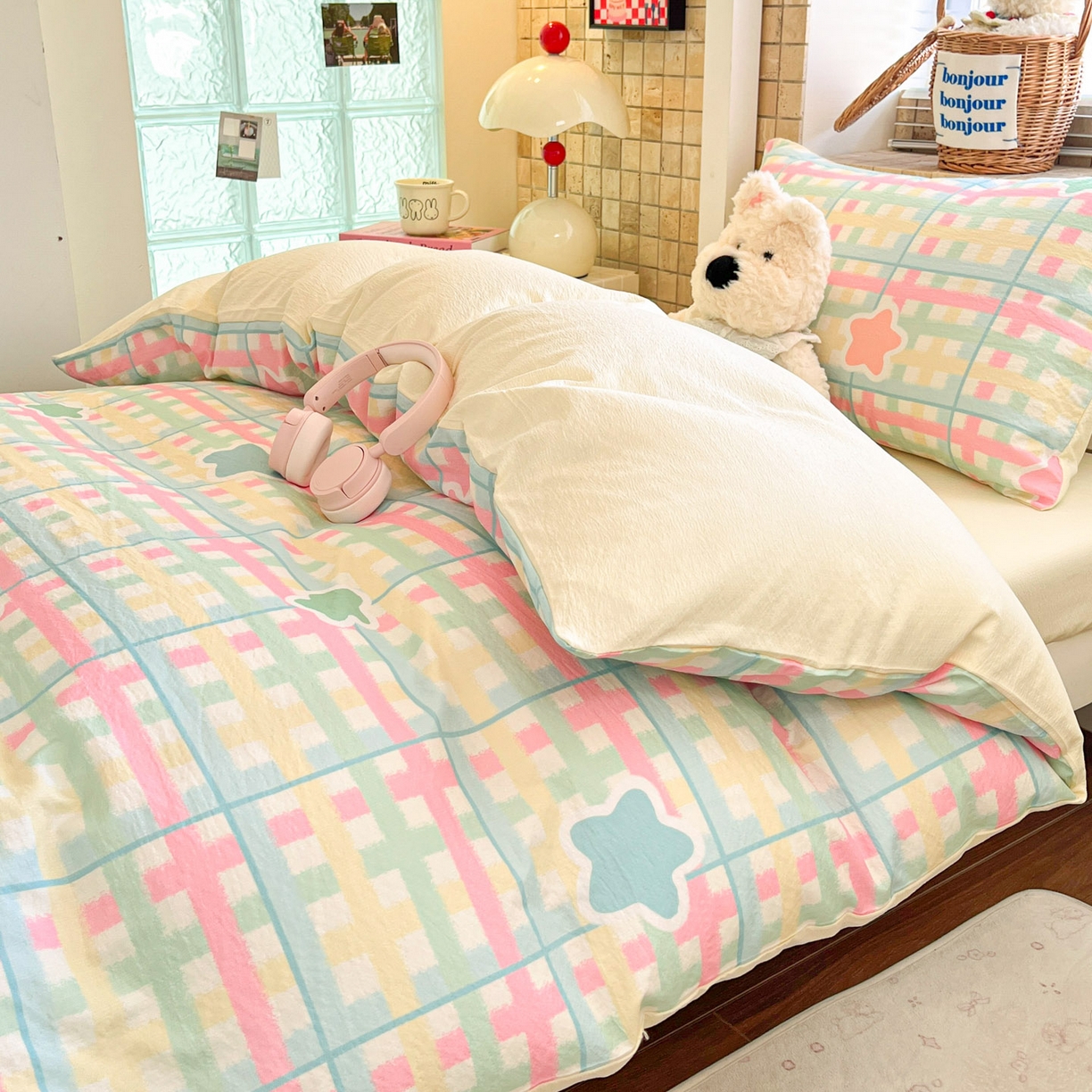 91家纺网 家纺一手货源 找家纺 川悦生活 2026新款双层纱皱皱纱学生床三件套 杏仁小星星