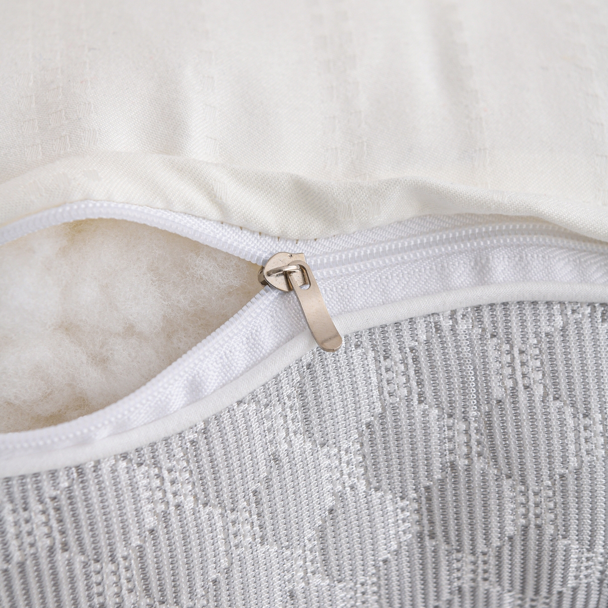 91家纺网 家纺一手货源 找家纺 爱来伊家纺 2026新款牵引舒缓枕枕头枕芯 牵引舒缓枕-灰