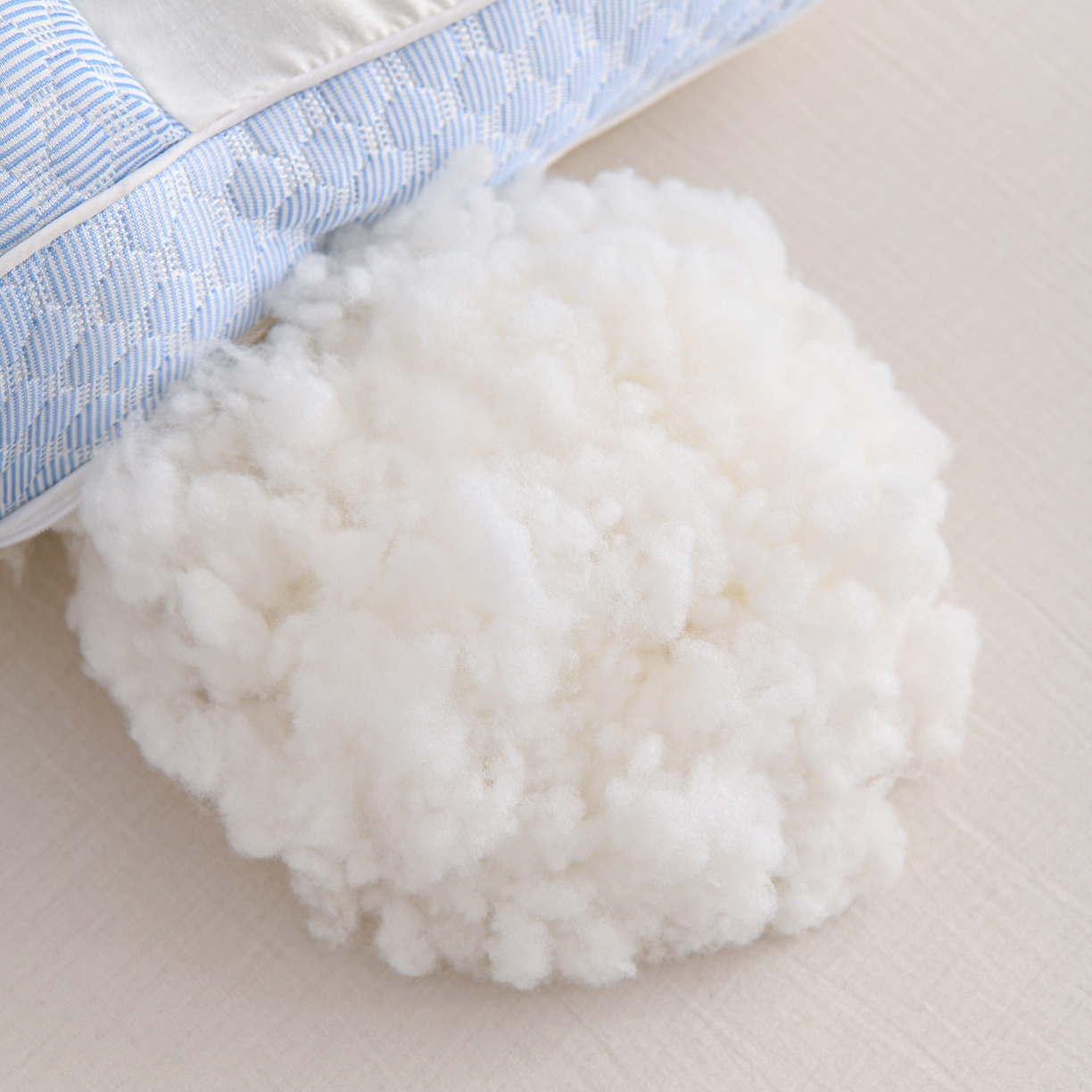 91家纺网 家纺一手货源 找家纺 爱来伊家纺 2026新款牵引舒缓枕枕头枕芯 牵引舒缓枕-兰