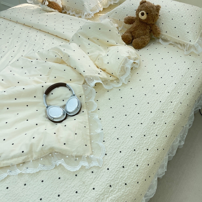 91家纺网 家纺一手货源 找家纺 禧瑞谷 2025新款双层花边纯棉床盖雪纺蕾丝款纯棉床盖四件套 奶茶波点