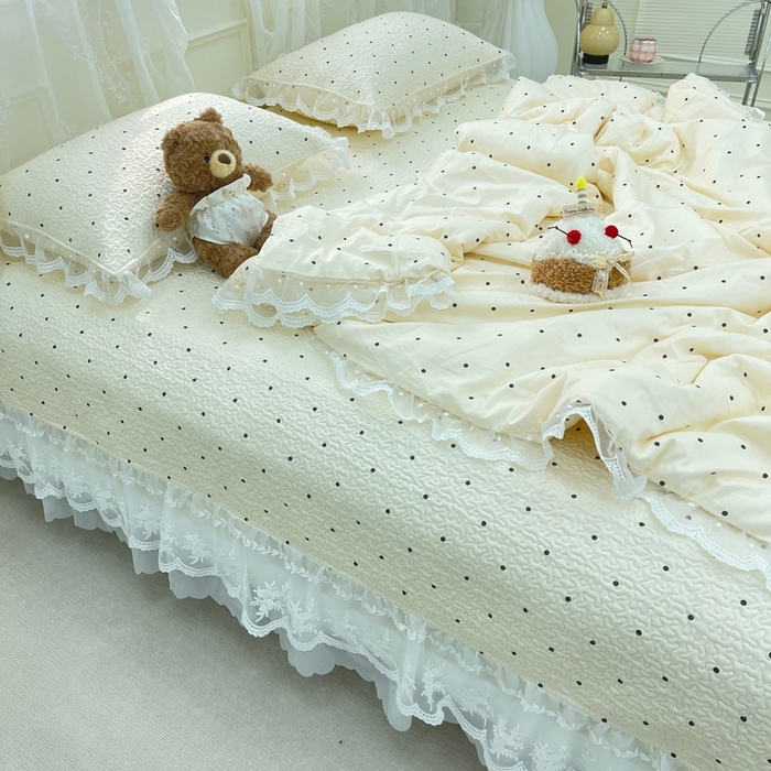 91家纺网 家纺一手货源 找家纺 禧瑞谷 2025新款双层花边纯棉床盖雪纺蕾丝款纯棉床盖四件套 奶茶波点