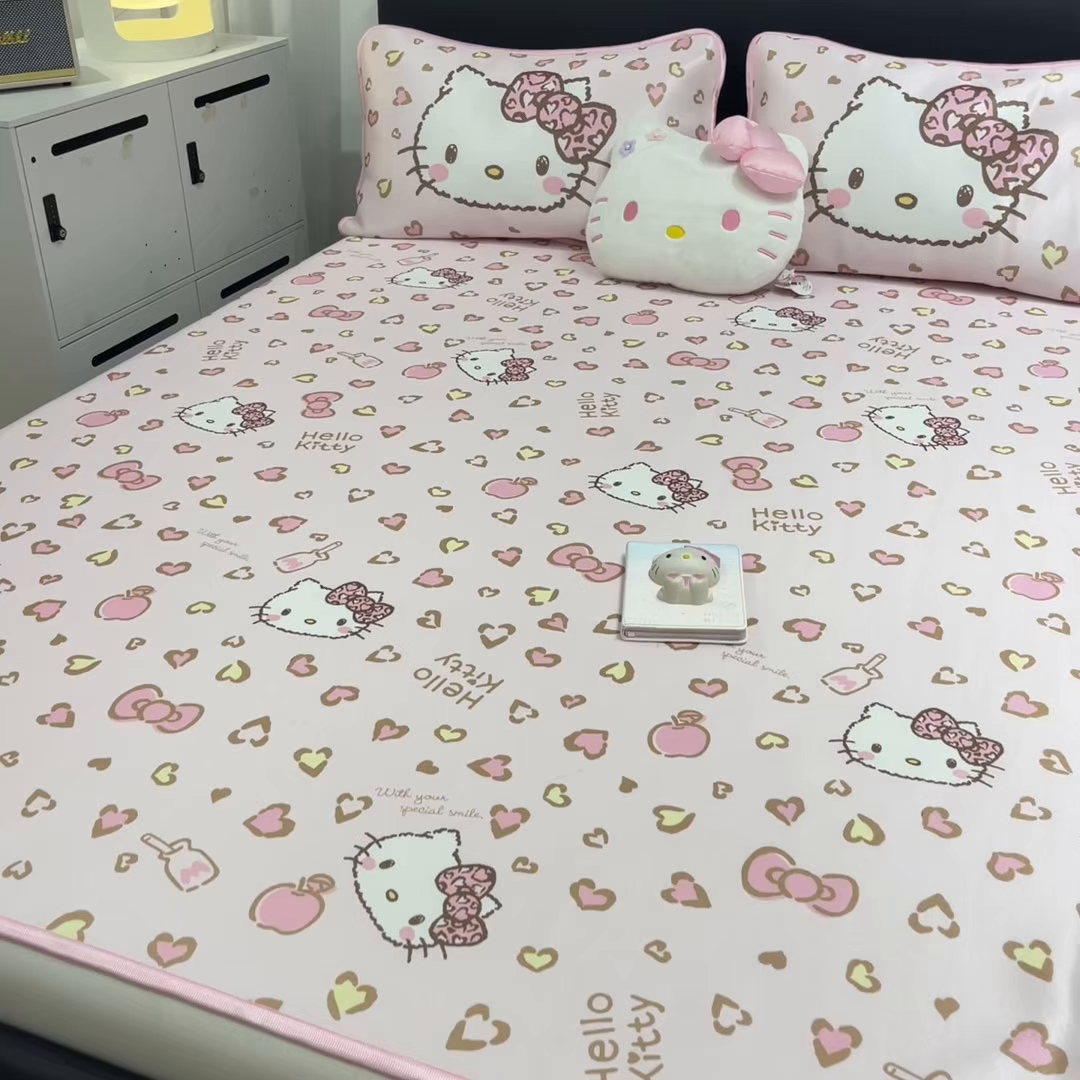 91家纺网 家纺一手货源 找家纺 暮思家居 2026新款三丽鸥正版授权数码印花A类可机洗1200D冰丝凉席三件套平铺款系列 平铺款-凯蒂乐园