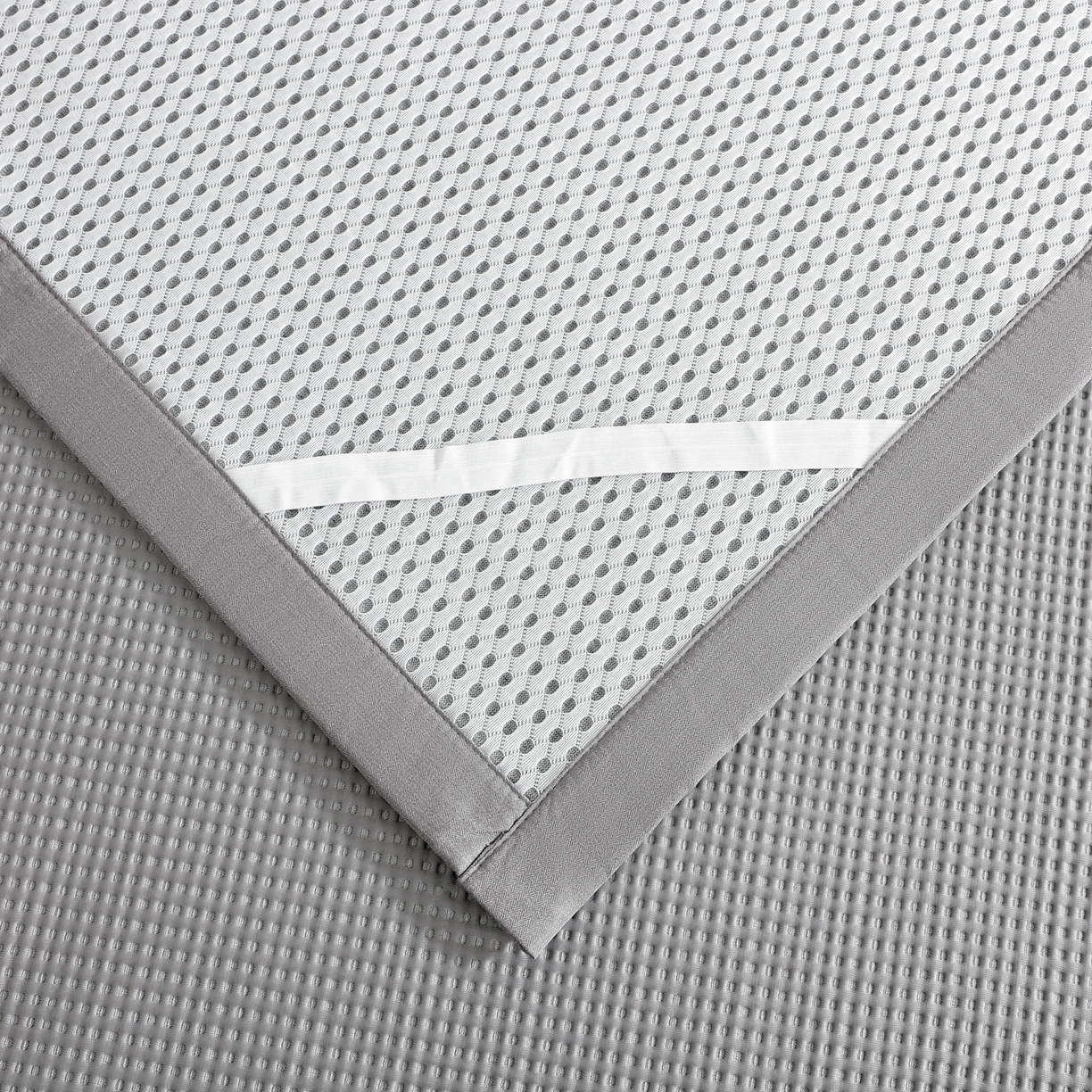 91家纺网 家纺一手货源 找家纺 耀悦家纺 2026款100%乙纶凉席pe凉感华夫格凉席加厚三明治三件套床笠床席子枕套 华夫格-灰色床席款