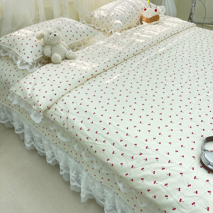 91家纺网 家纺一手货源 找家纺 禧瑞谷 2025新款双层花边纯棉床盖雪纺蕾丝款纯棉床盖四件套 小红果