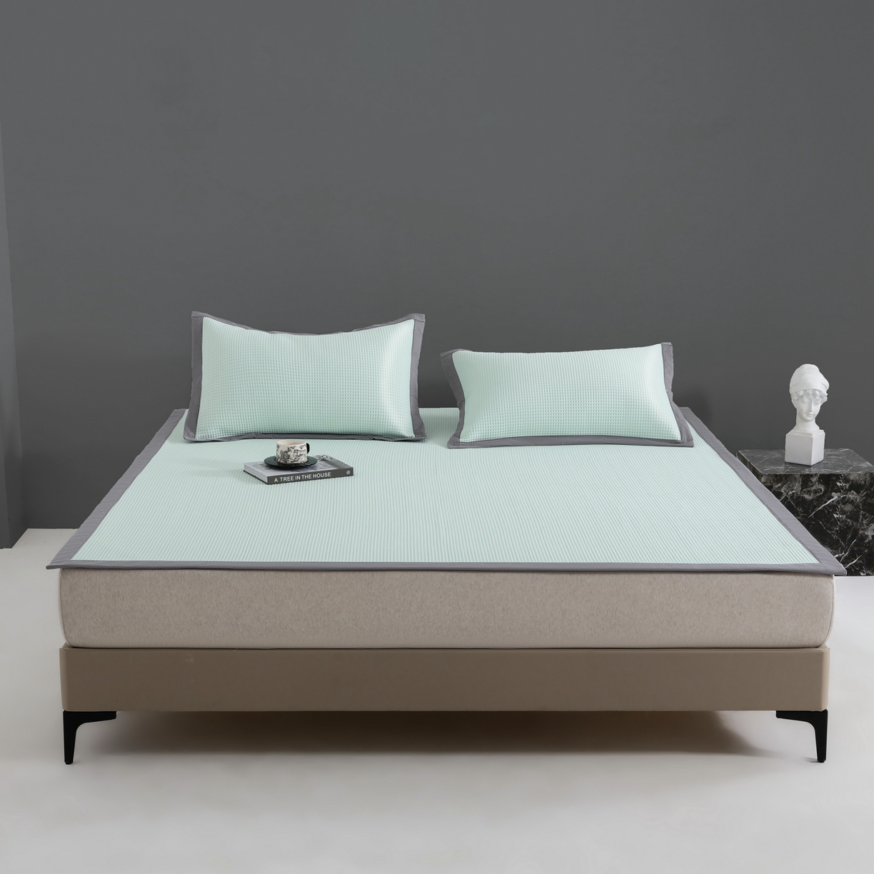 91家纺网 家纺一手货源 找家纺 耀悦家纺 2026款100%乙纶凉席pe凉感华夫格凉席加厚三明治三件套床笠床席子枕套 华夫格-水绿床席款