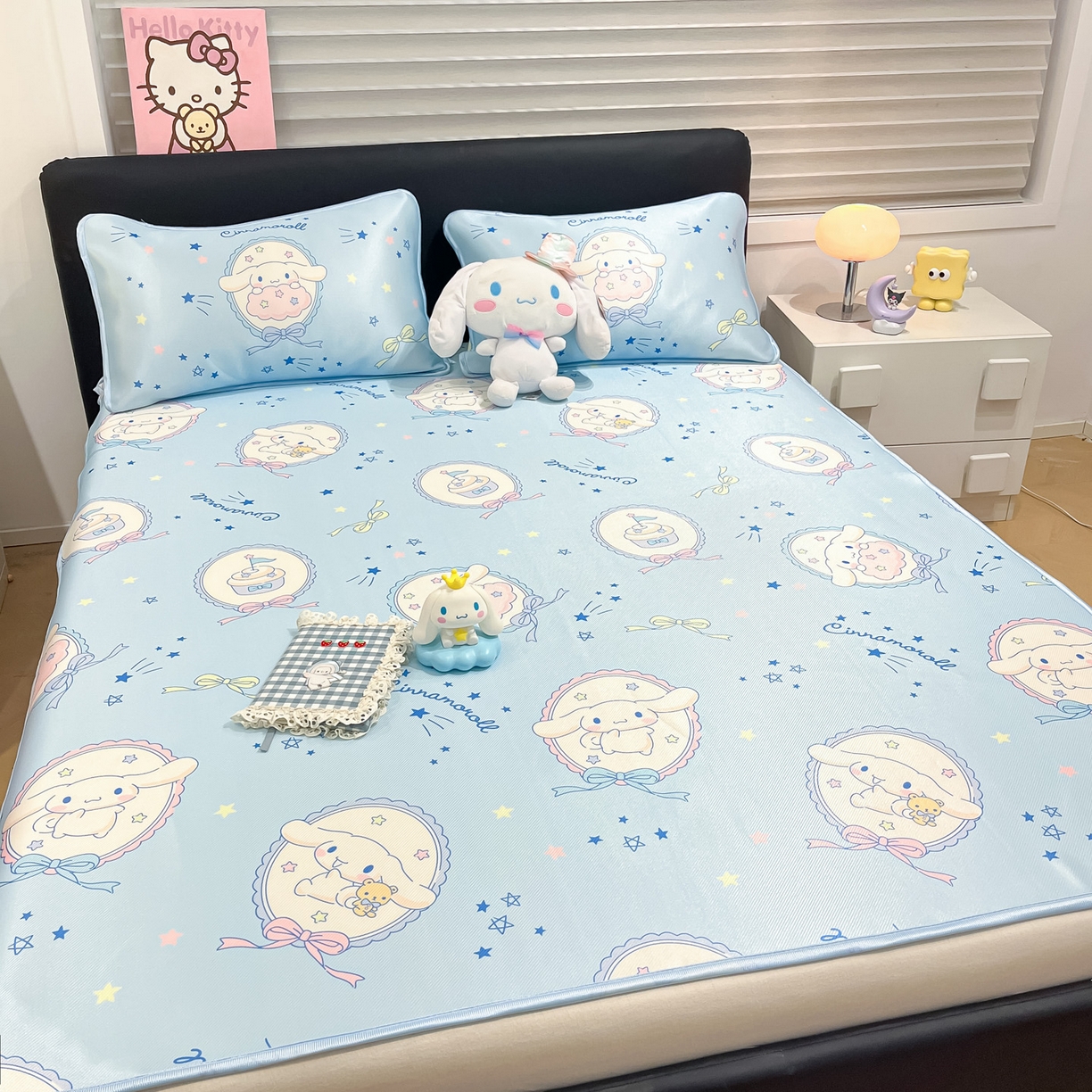 91家纺网 家纺一手货源 找家纺 暮思家居 2026新款三丽鸥正版授权数码印花A类可机洗1200D冰丝凉席三件套平铺款系列 平铺款-蓝色玉桂狗