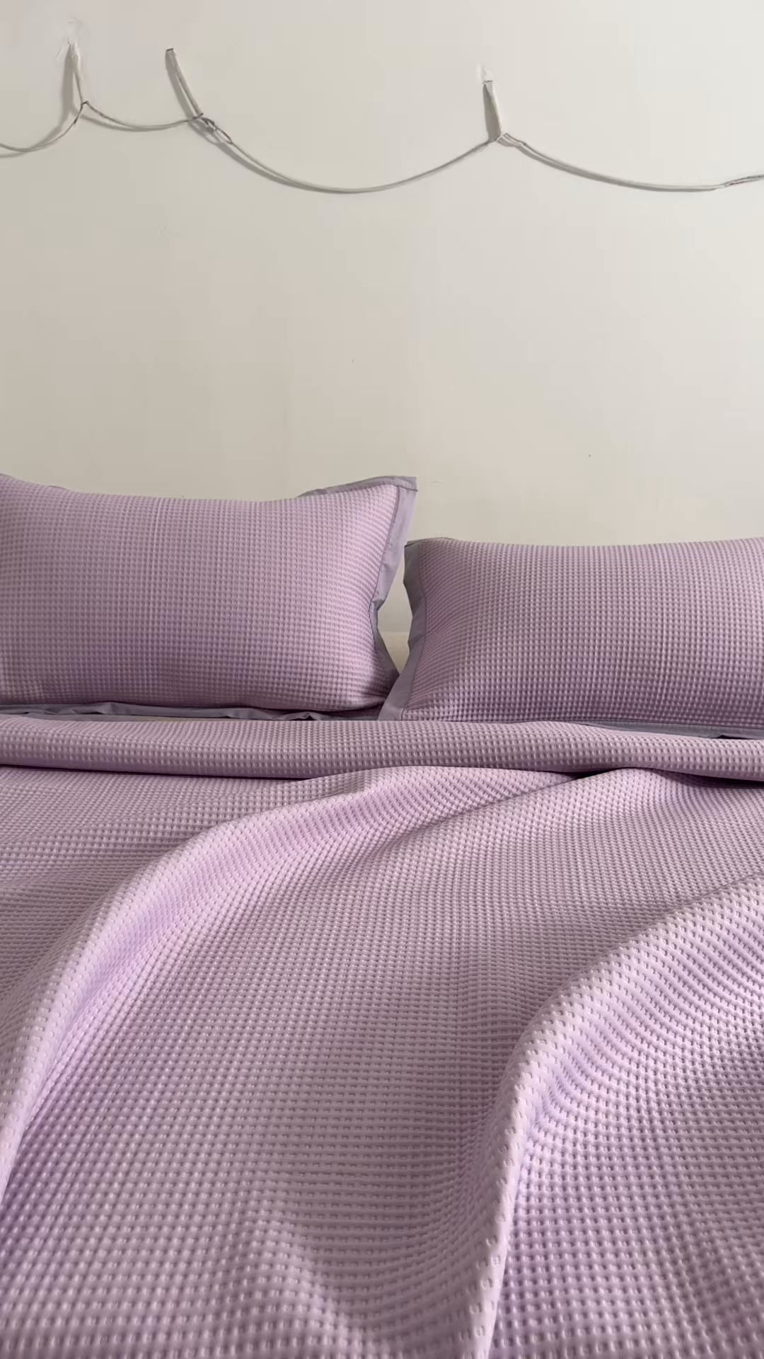 91家纺网 家纺一手货源 找家纺 耀悦家纺 2026款100%乙纶凉席pe凉感华夫格凉席加厚三明治三件套床笠床席子枕套 华夫格-紫色床席款