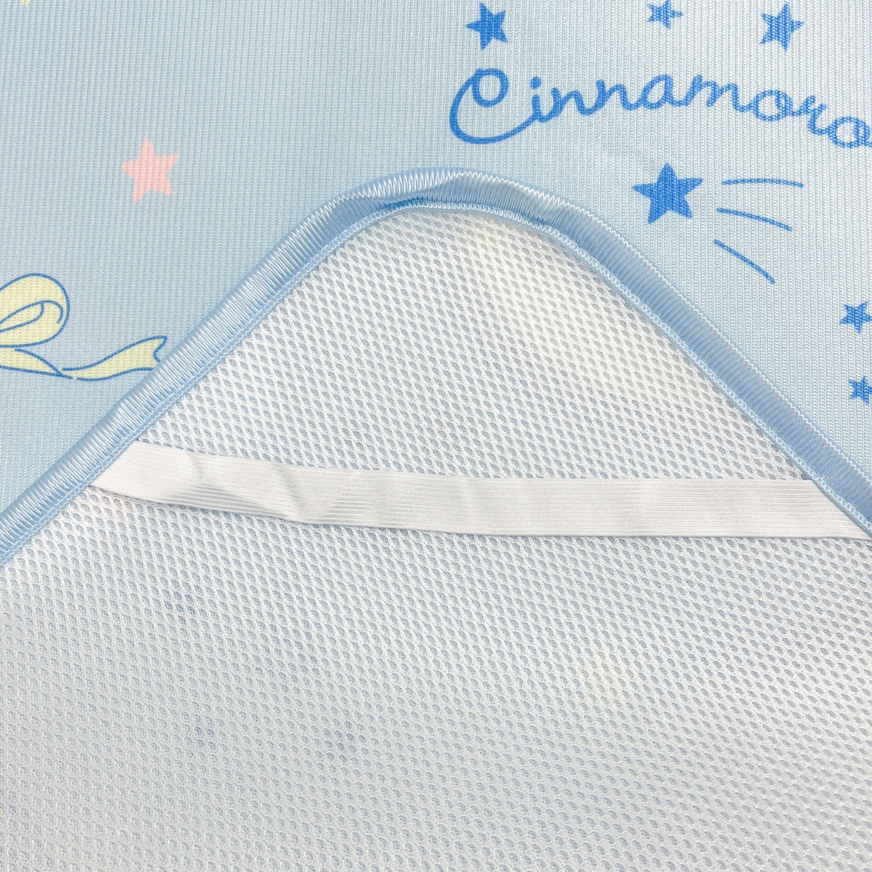 91家纺网 家纺一手货源 找家纺 暮思家居 2026新款三丽鸥正版授权数码印花A类可机洗1200D冰丝凉席三件套平铺款系列 平铺款-蓝色玉桂狗