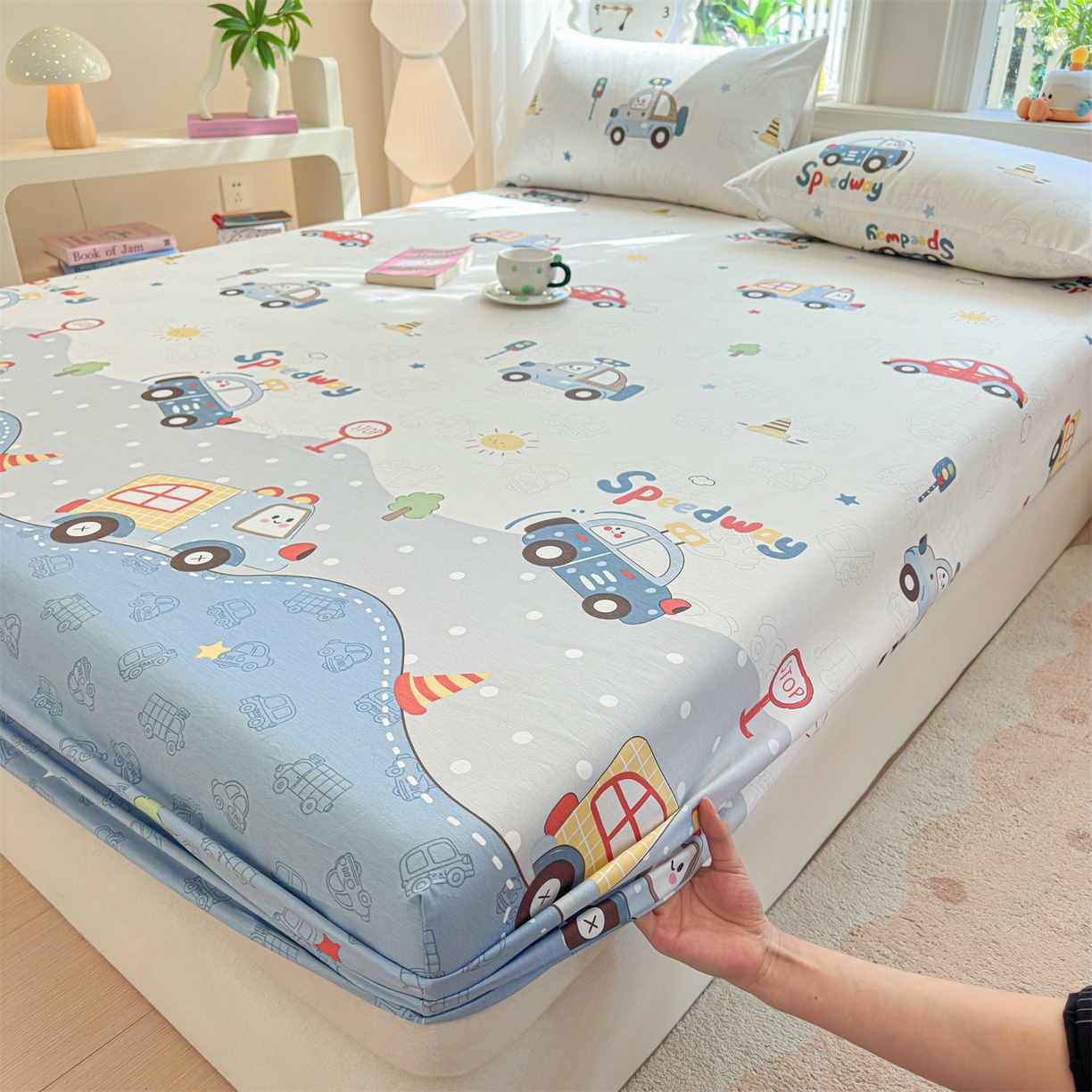 91家纺网 家纺一手货源 找家纺 优眠坊 2026春夏新款全棉印花卡通单床笠 汽车嘟嘟