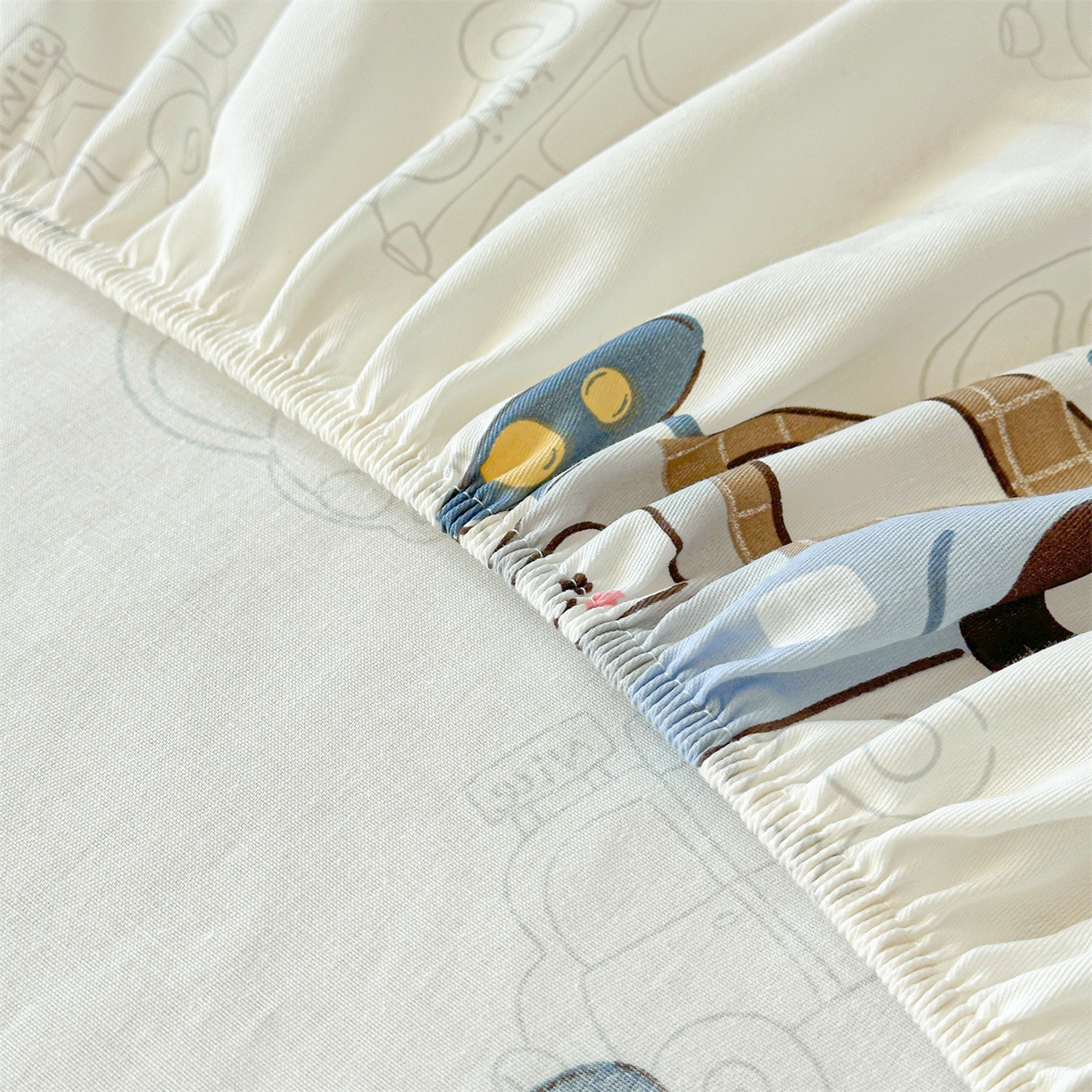 91家纺网 家纺一手货源 找家纺 优眠坊 2026春夏新款全棉印花卡通单床笠 汽车嘟嘟