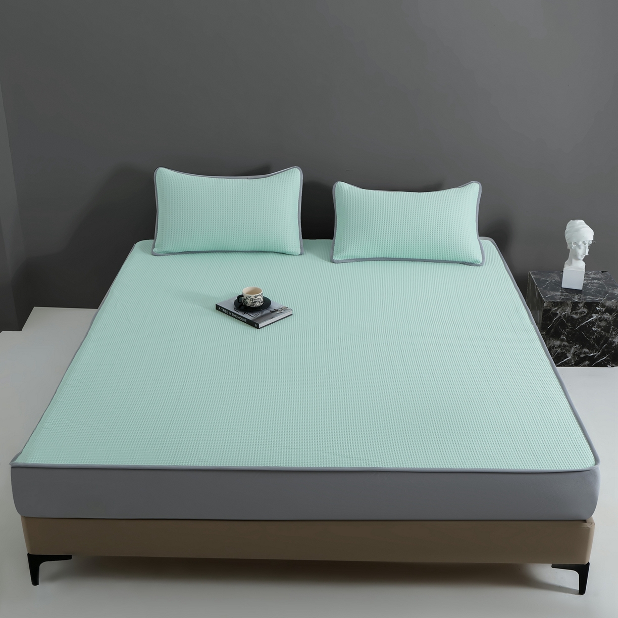 91家纺网 家纺一手货源 找家纺 耀悦家纺 2026款100%乙纶凉席pe凉感华夫格凉席加厚三明治三件套床笠床席子枕套 清凉绿-床笠款