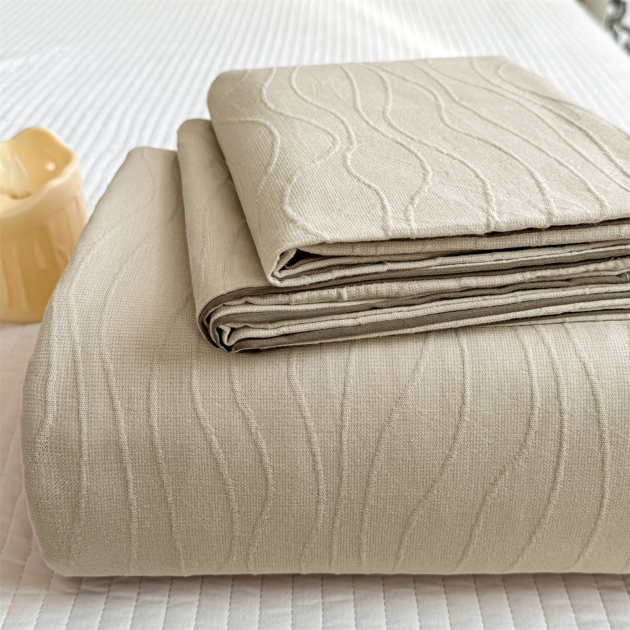 91家纺网 家纺一手货源 找家纺 （总）灰鲸 2026新款全棉简约三层纱色织提花单品床单