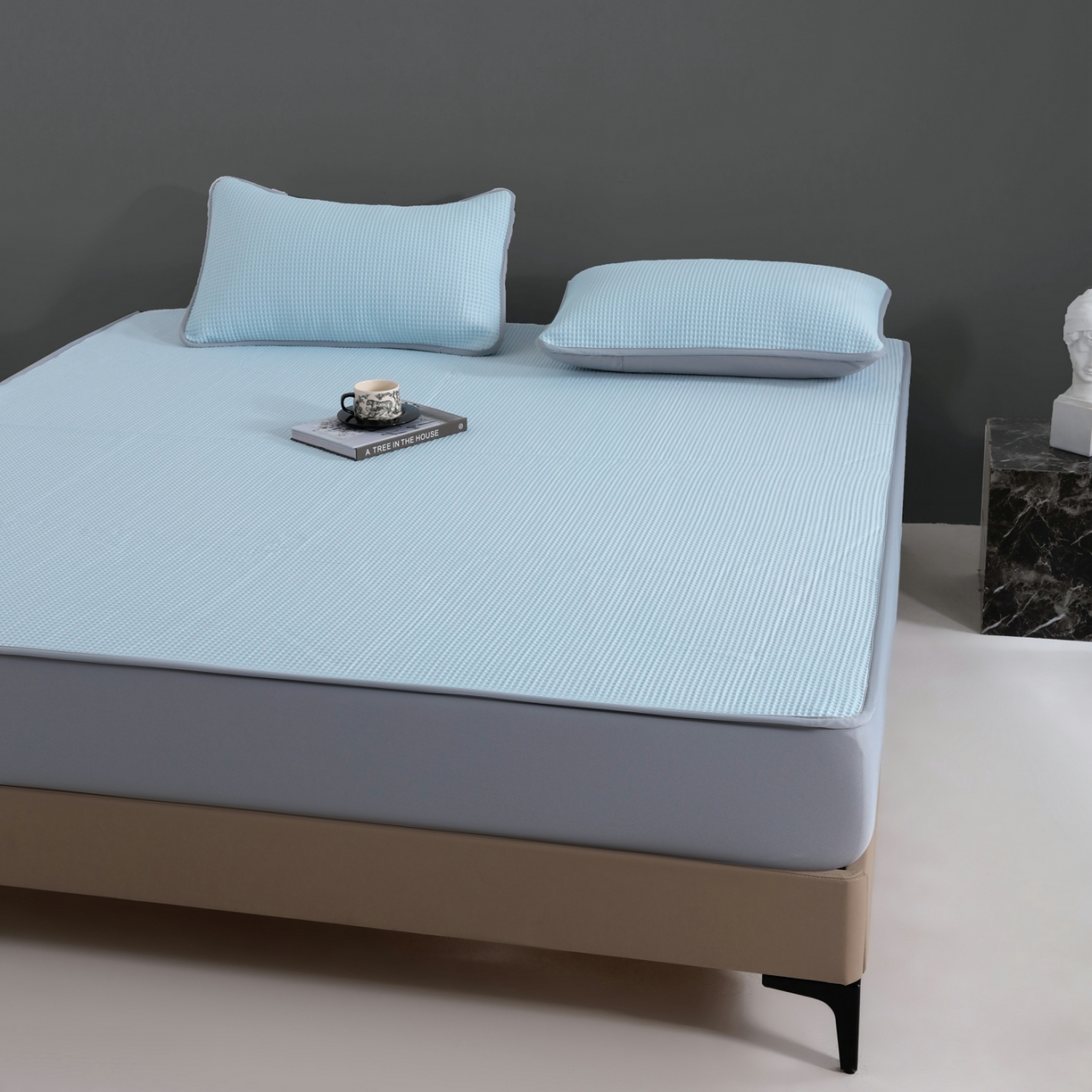 91家纺网 家纺一手货源 找家纺 耀悦家纺 2026款100%乙纶凉席pe凉感华夫格凉席加厚三明治三件套床笠床席子枕套 水晶蓝-床笠款