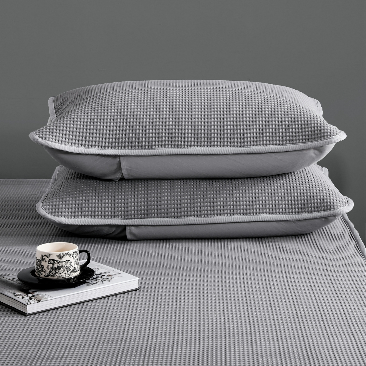 91家纺网 家纺一手货源 找家纺 耀悦家纺 2026款100%乙纶凉席pe凉感华夫格凉席加厚三明治三件套床笠床席子枕套 云灰-床笠款