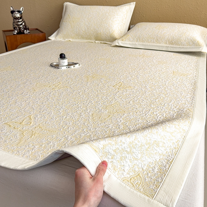 91家纺网 家纺一手货源 找家纺 （总）几禾 2026新款凉感抗菌提花豆豆凉席蝶舞花语