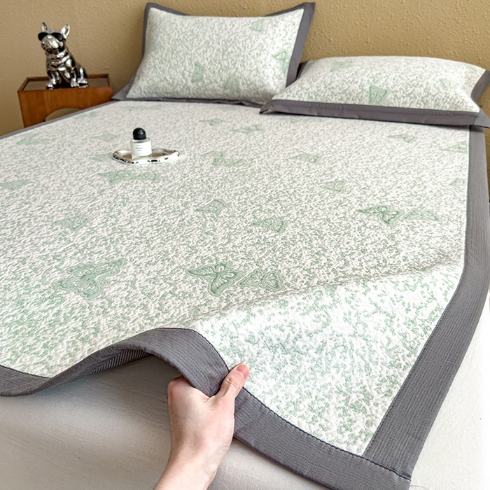 91家纺网 家纺一手货源 找家纺 （总）几禾 2026新款凉感抗菌提花豆豆凉席蝶舞花语